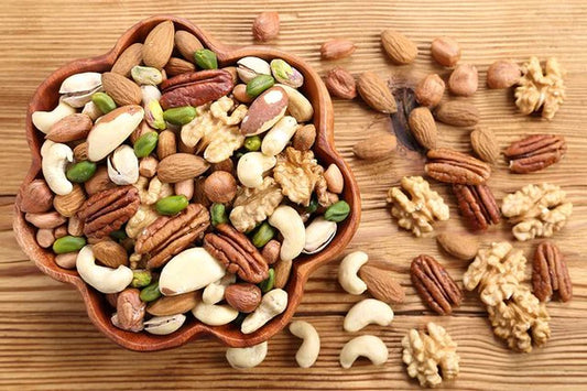 Walnuts vs Pecans: A Nutritional Showdown