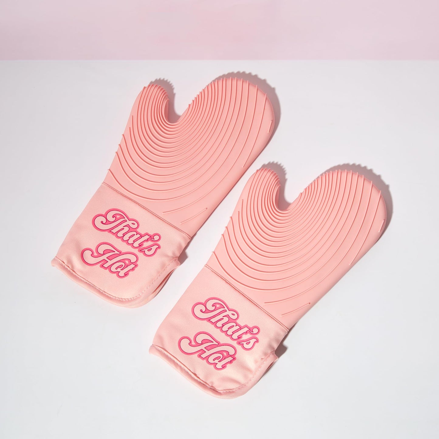 Paris Hilton Iconic Pink Oven Mitt Set - That's HOT Design - Gourmet Grocery Hub