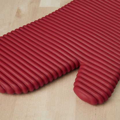 KitchenAid Ribbed Soft Silicone Oven Mitt Set, 7.5"x13", Passion Red 2 Count, O2013117TDKA 600